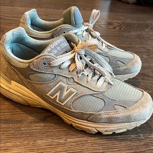 Kith exclusive New Balance 993 Preowned size 8.5 Gray Made in the USA